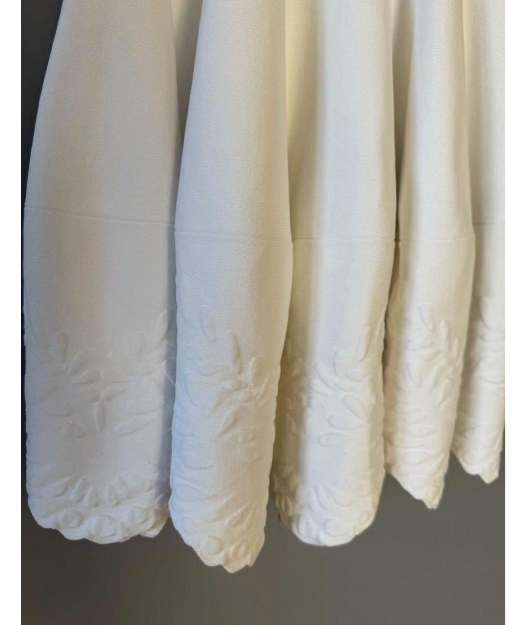 ALEXANDER MCQUEEN Белое вискозное коктейльное платье, фото 3