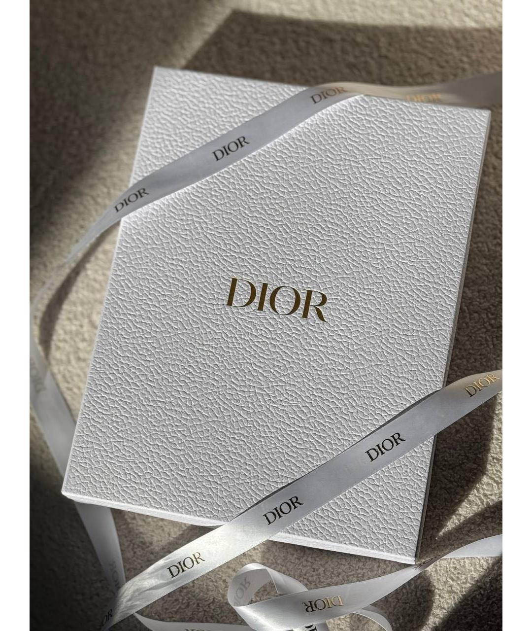 CHRISTIAN DIOR Книга, фото 3