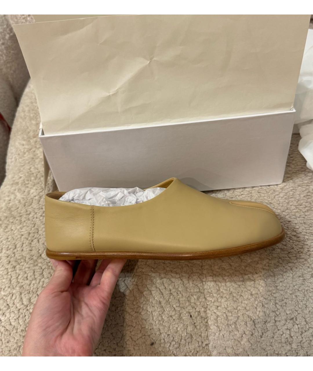 MAISON MARGIELA Бежевые кожаные лоферы, фото 2