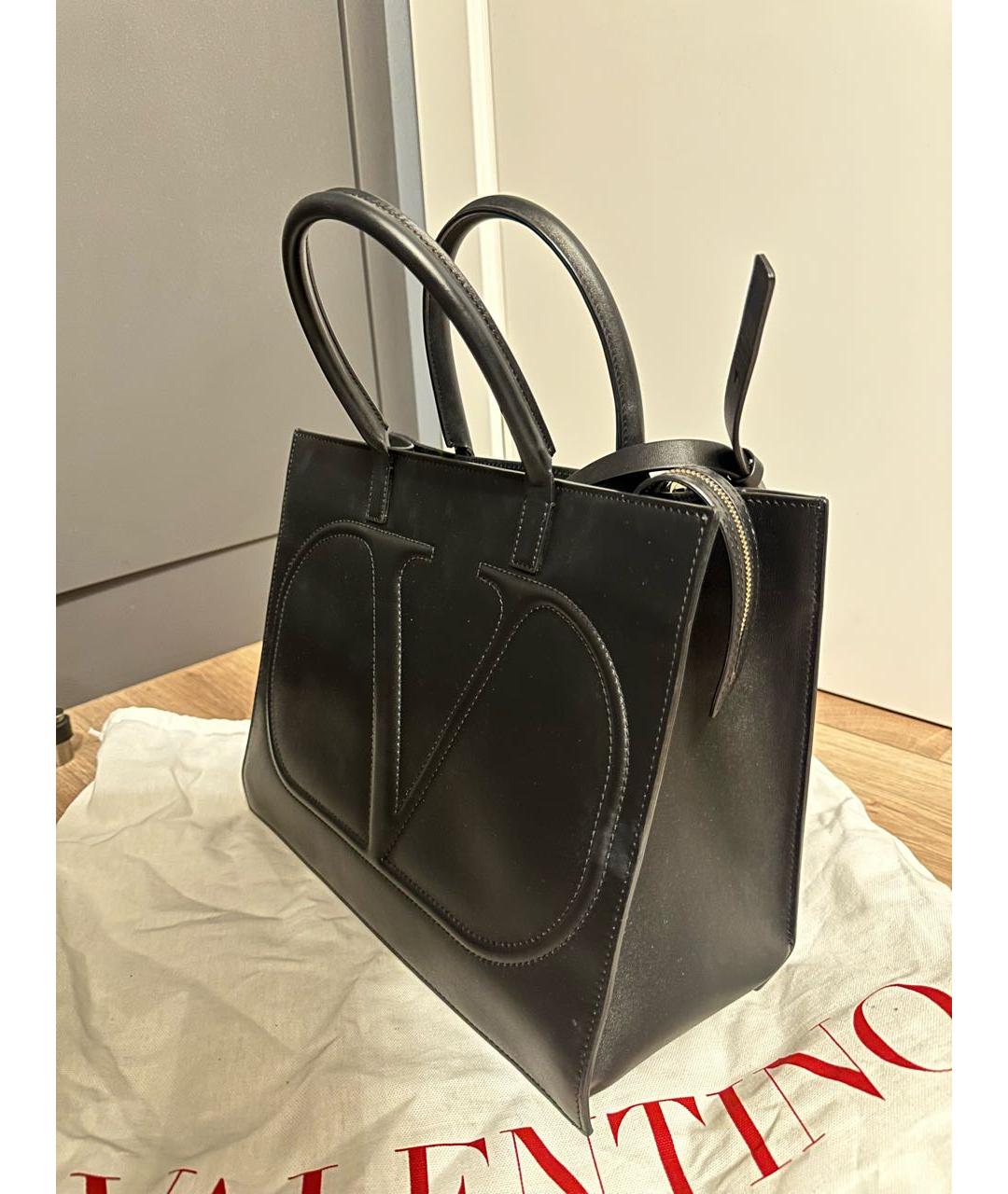 VALENTINO Черная кожаная сумка тоут, фото 2