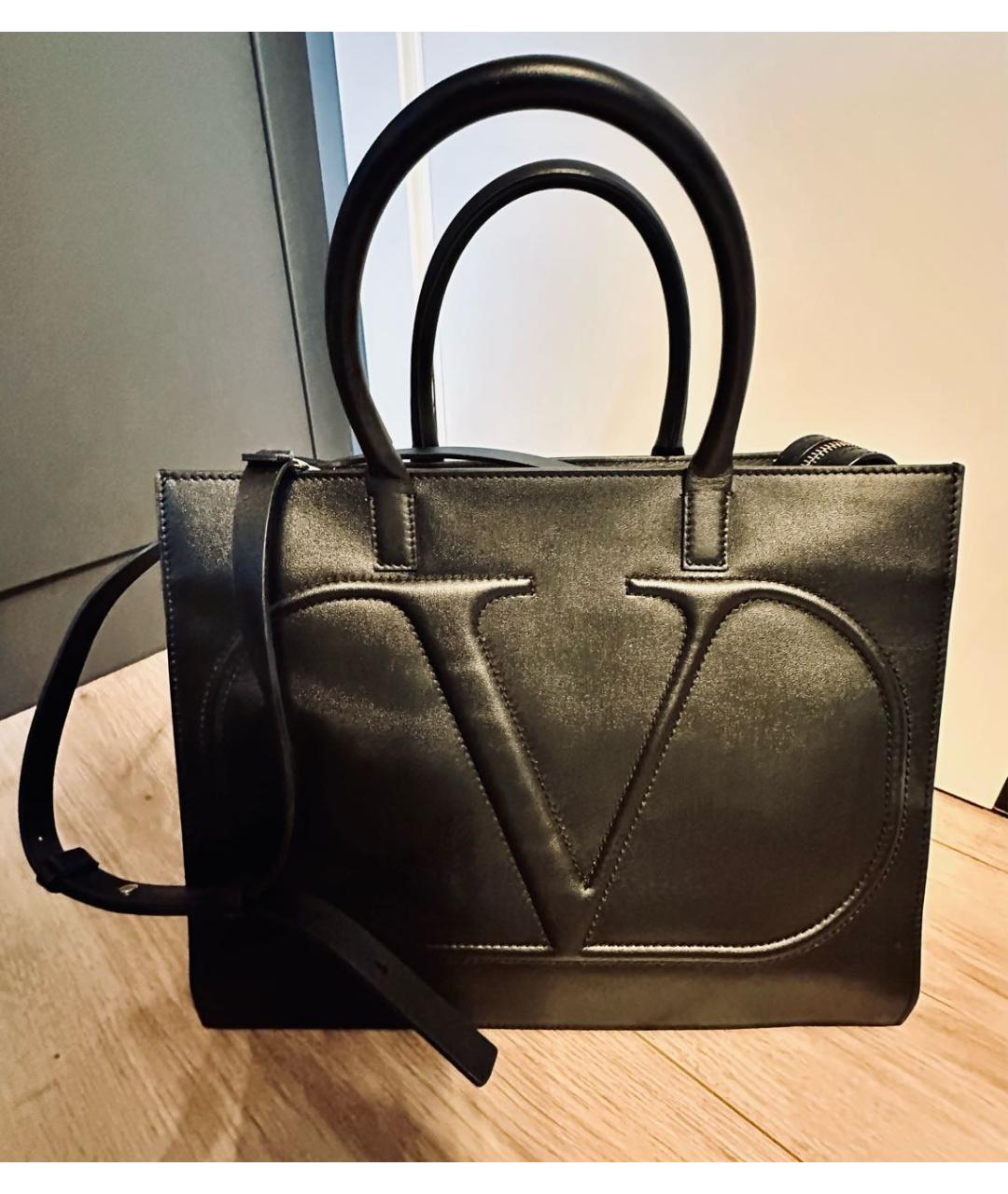 VALENTINO Черная кожаная сумка тоут, фото 4