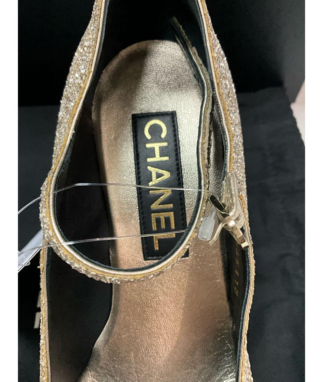 CHANEL Золотые кожаные туфли, фото 4