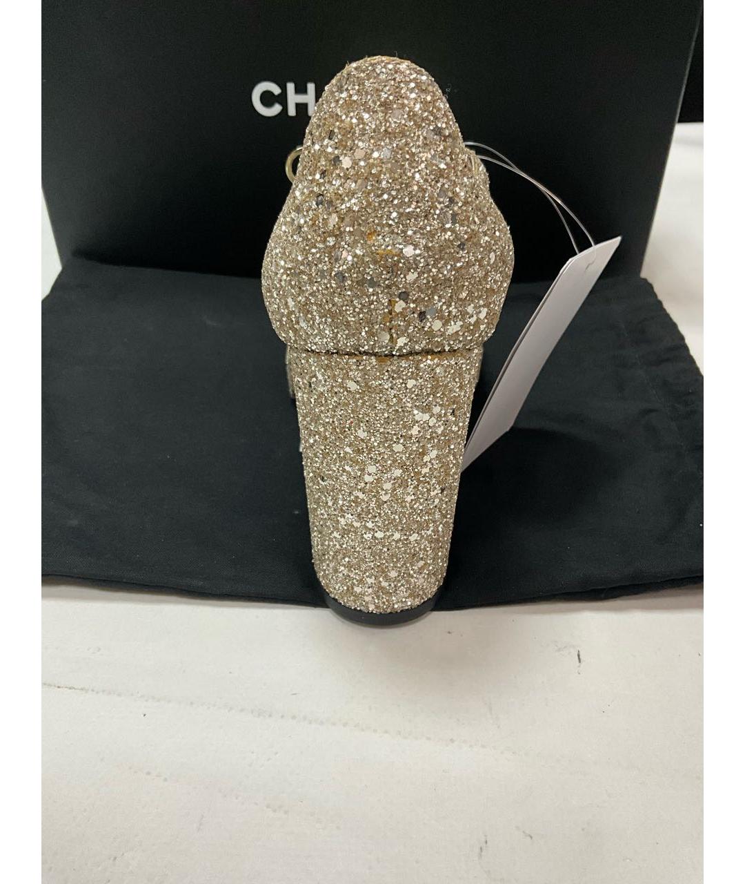 CHANEL Золотые кожаные туфли, фото 6