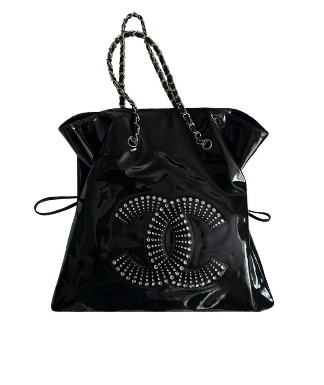 CHANEL Черная сумка тоут из лакированной кожи, фото 1