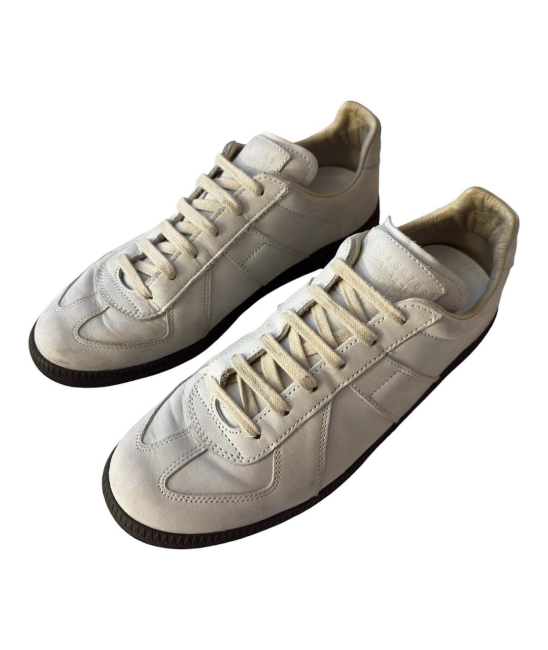 MAISON MARGIELA Белые нубуковые низкие кроссовки / кеды, фото 2