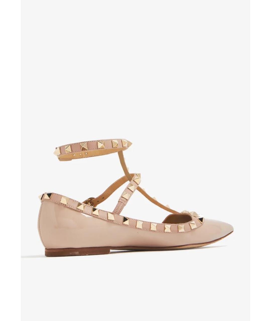 VALENTINO Бежевые балетки из лакированной кожи, фото 3