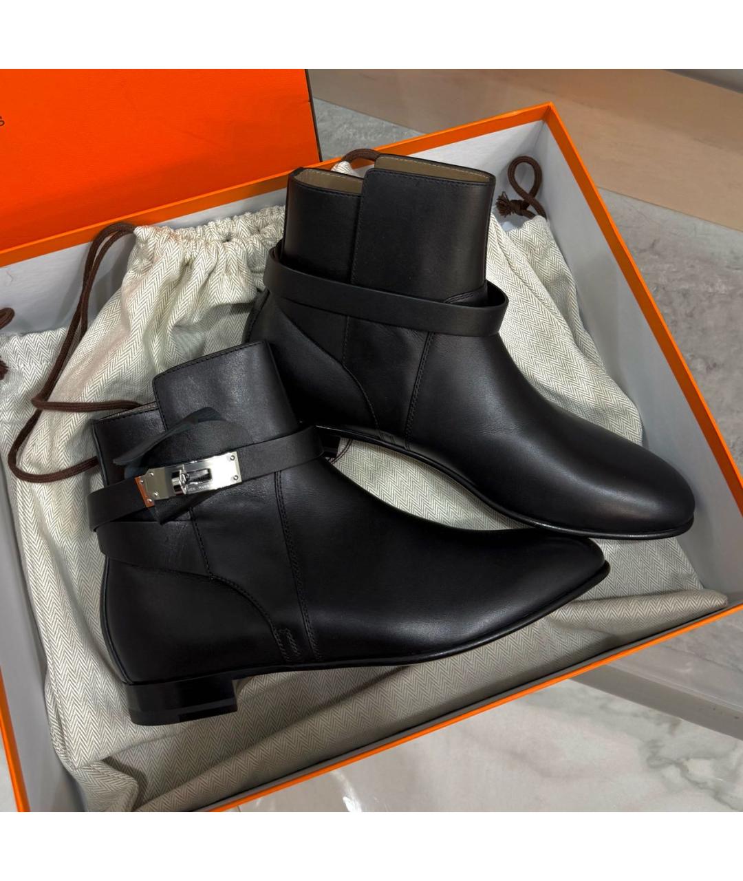 HERMES Черные кожаные ботильоны, фото 3