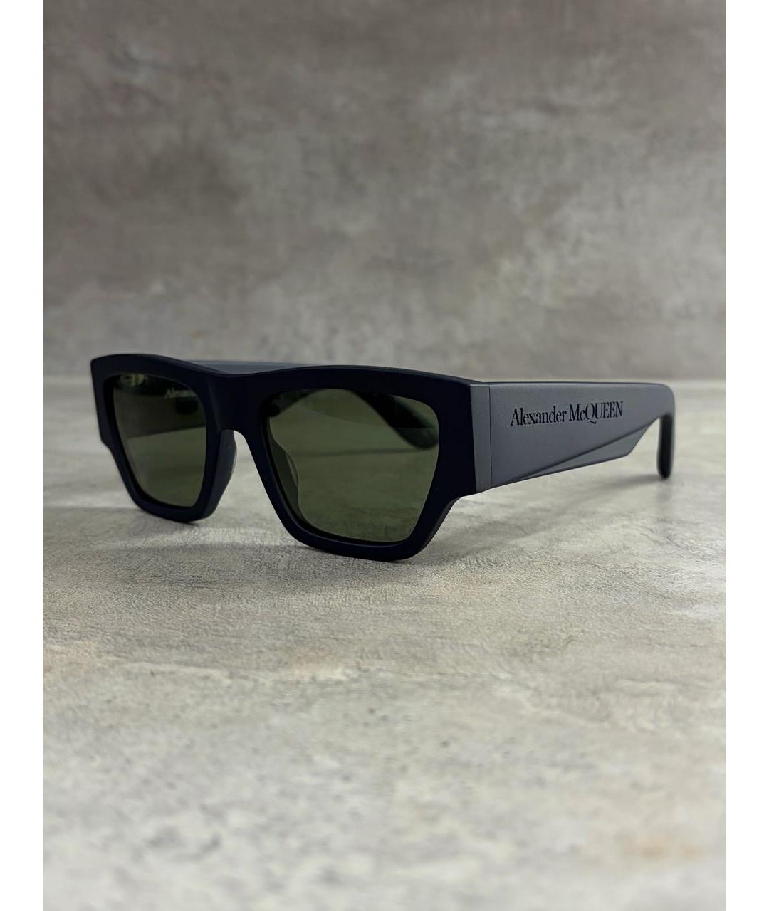 ALEXANDER MCQUEEN Темно-синие пластиковые солнцезащитные очки, фото 2