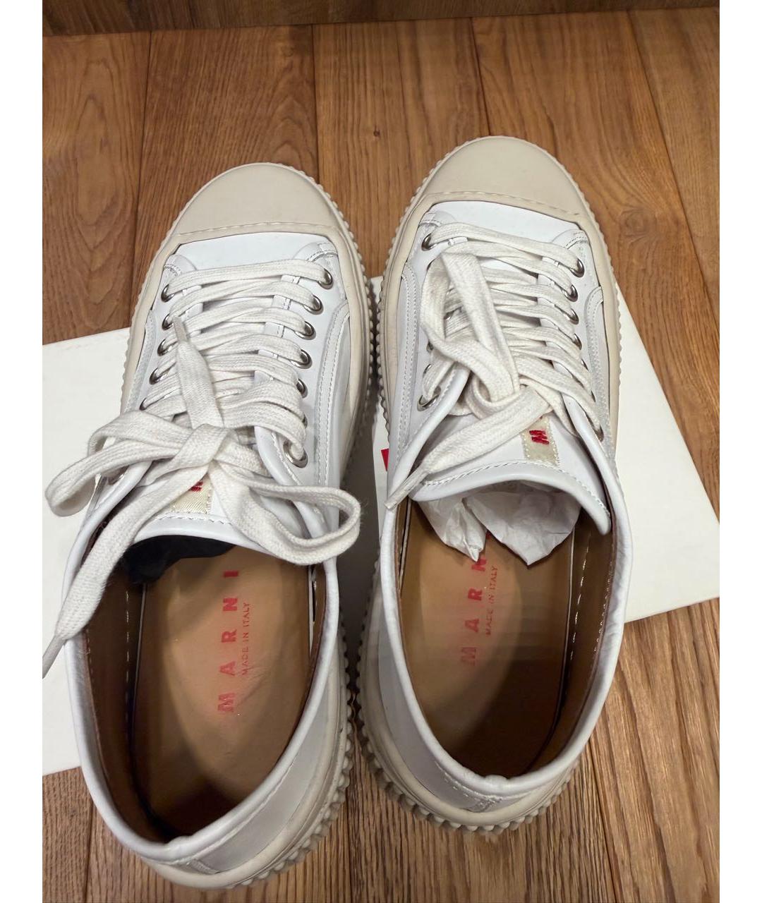 MARNI Белые кожаные кроссовки, фото 3