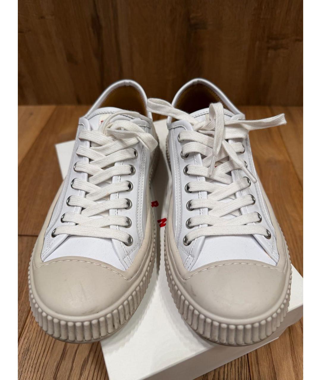 MARNI Белые кожаные кроссовки, фото 2