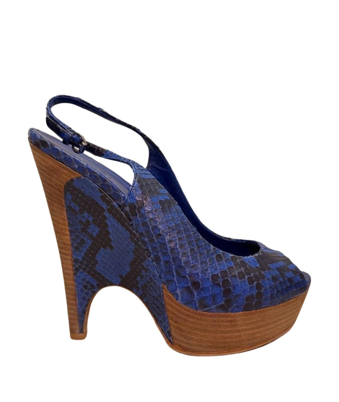 GUCCI Темно-синие босоножки из экзотической кожи, фото 1