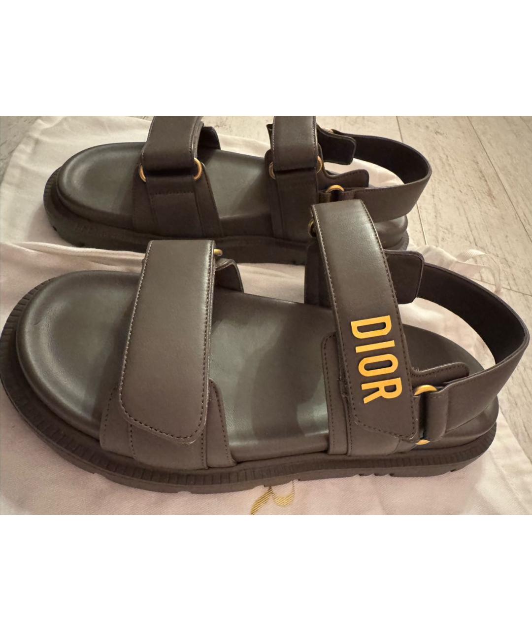 CHRISTIAN DIOR Антрацитовые кожаные сандалии, фото 4