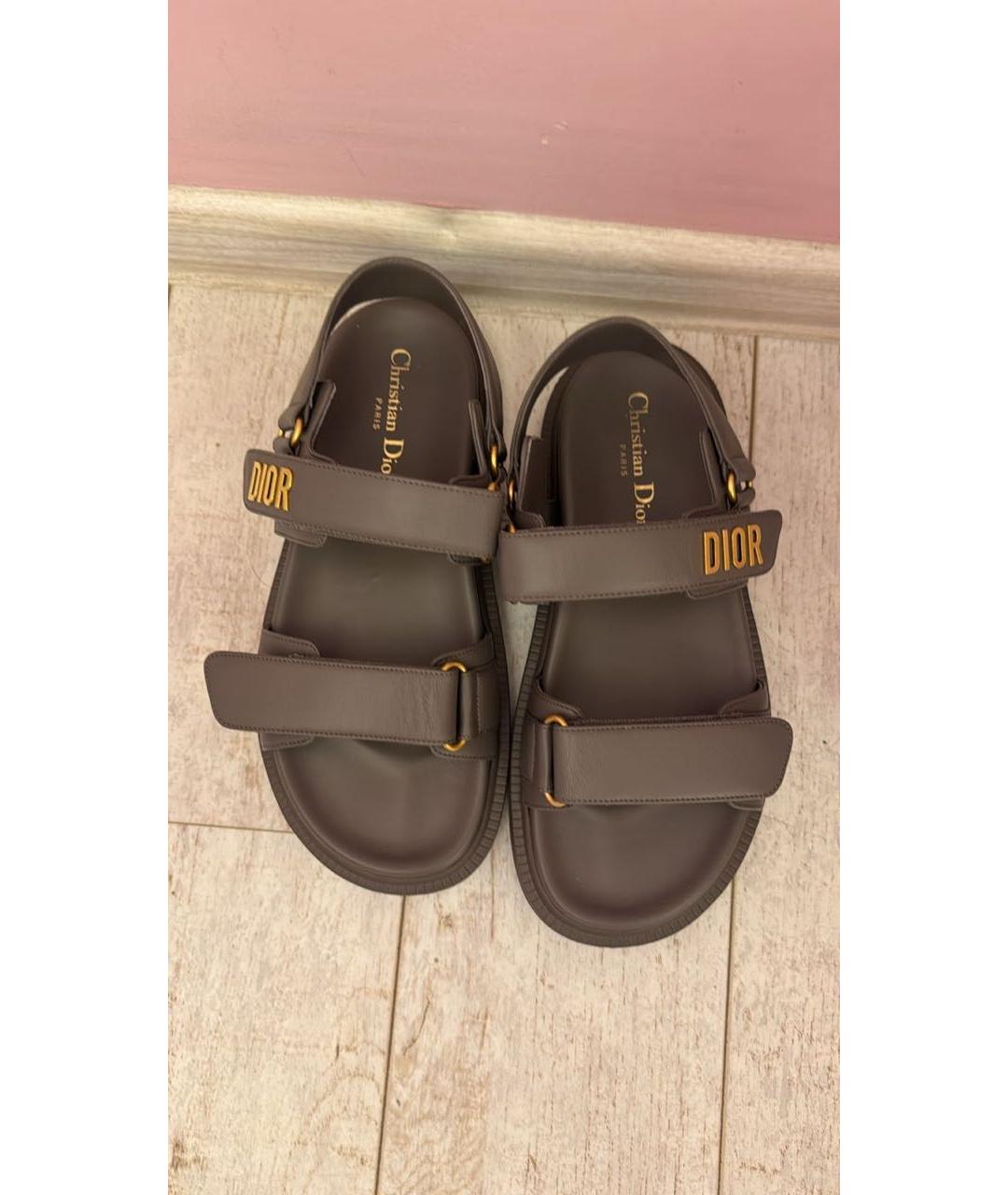 CHRISTIAN DIOR Антрацитовые кожаные сандалии, фото 5