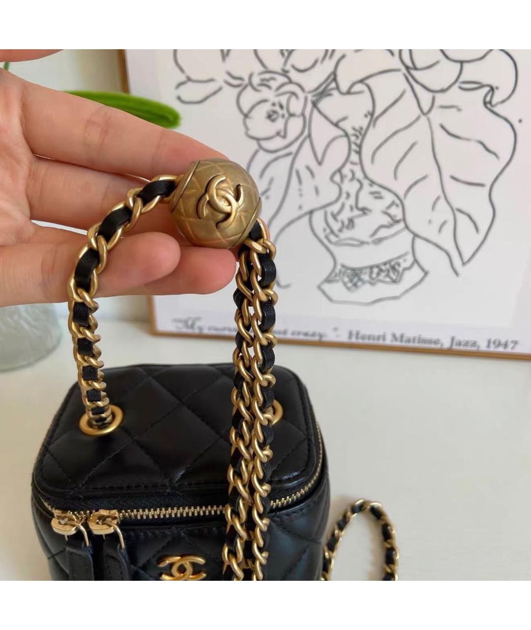 CHANEL Черная кожаная сумка через плечо, фото 2