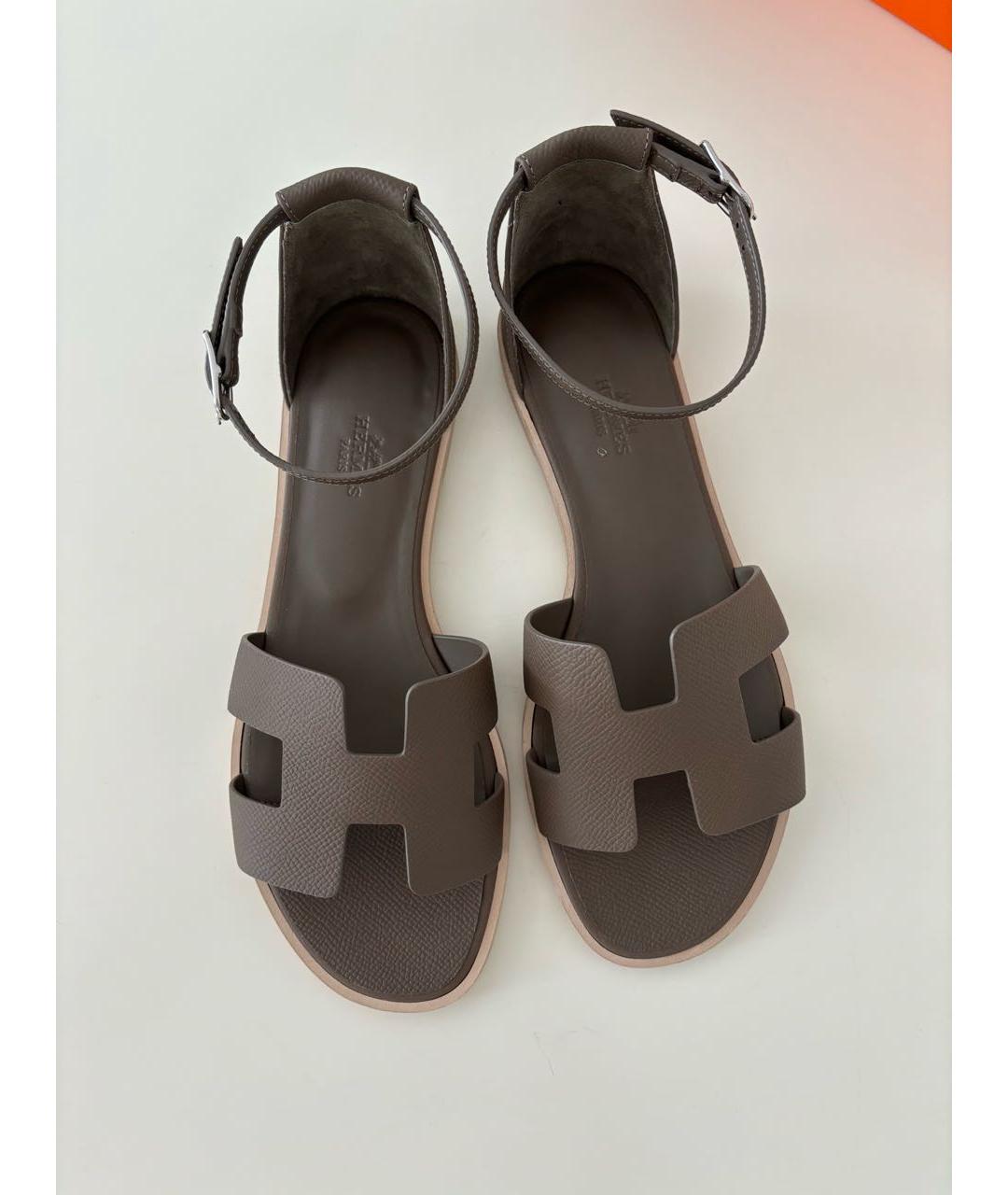 HERMES Хаки кожаные сандалии, фото 2
