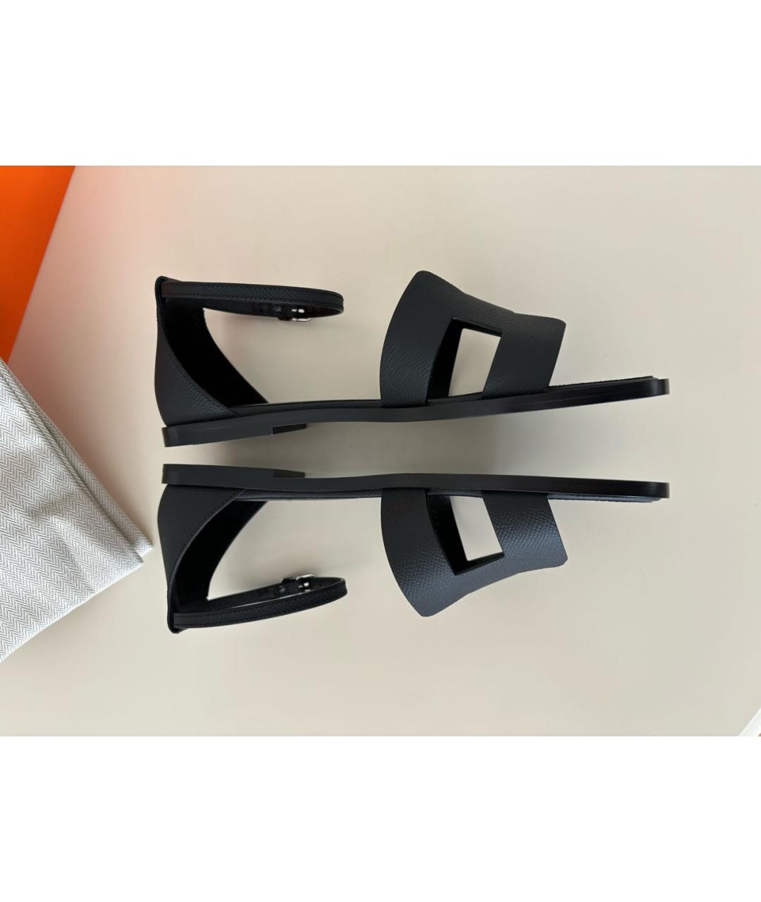 HERMES Черные кожаные сандалии, фото 3