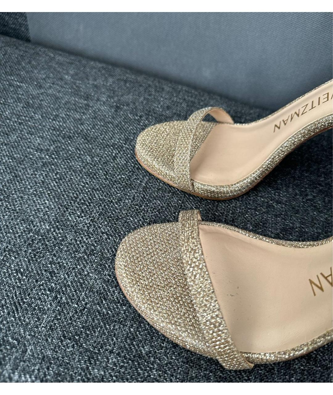 STUART WEITZMAN Золотые босоножки, фото 2