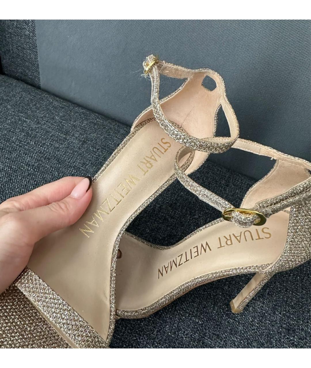 STUART WEITZMAN Золотые босоножки, фото 3