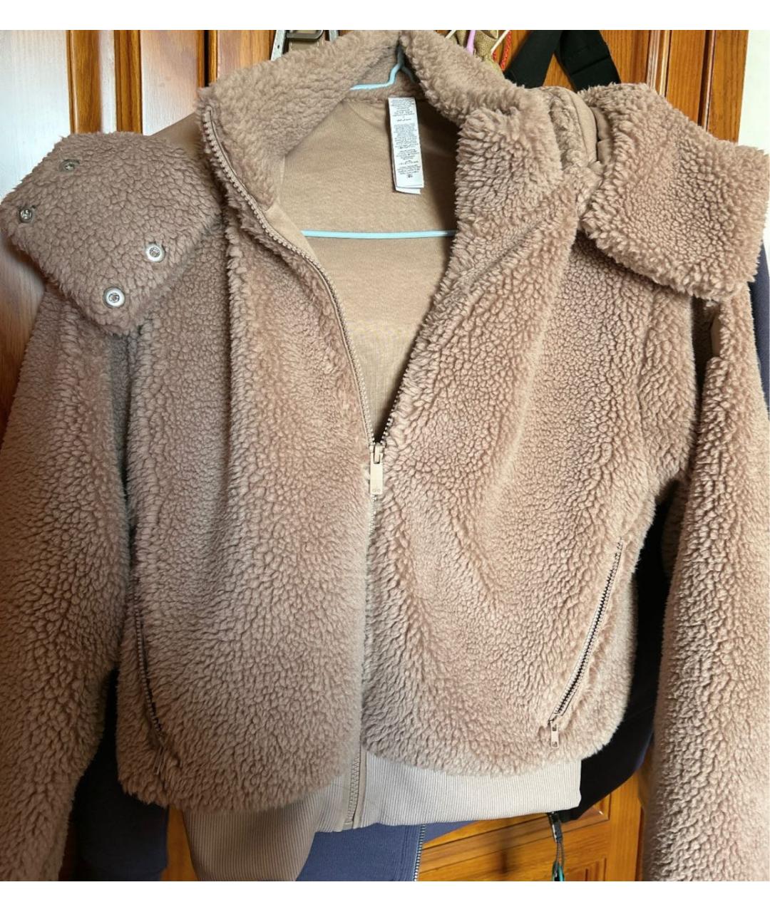 ALO YOGA Бежевая куртка, фото 5