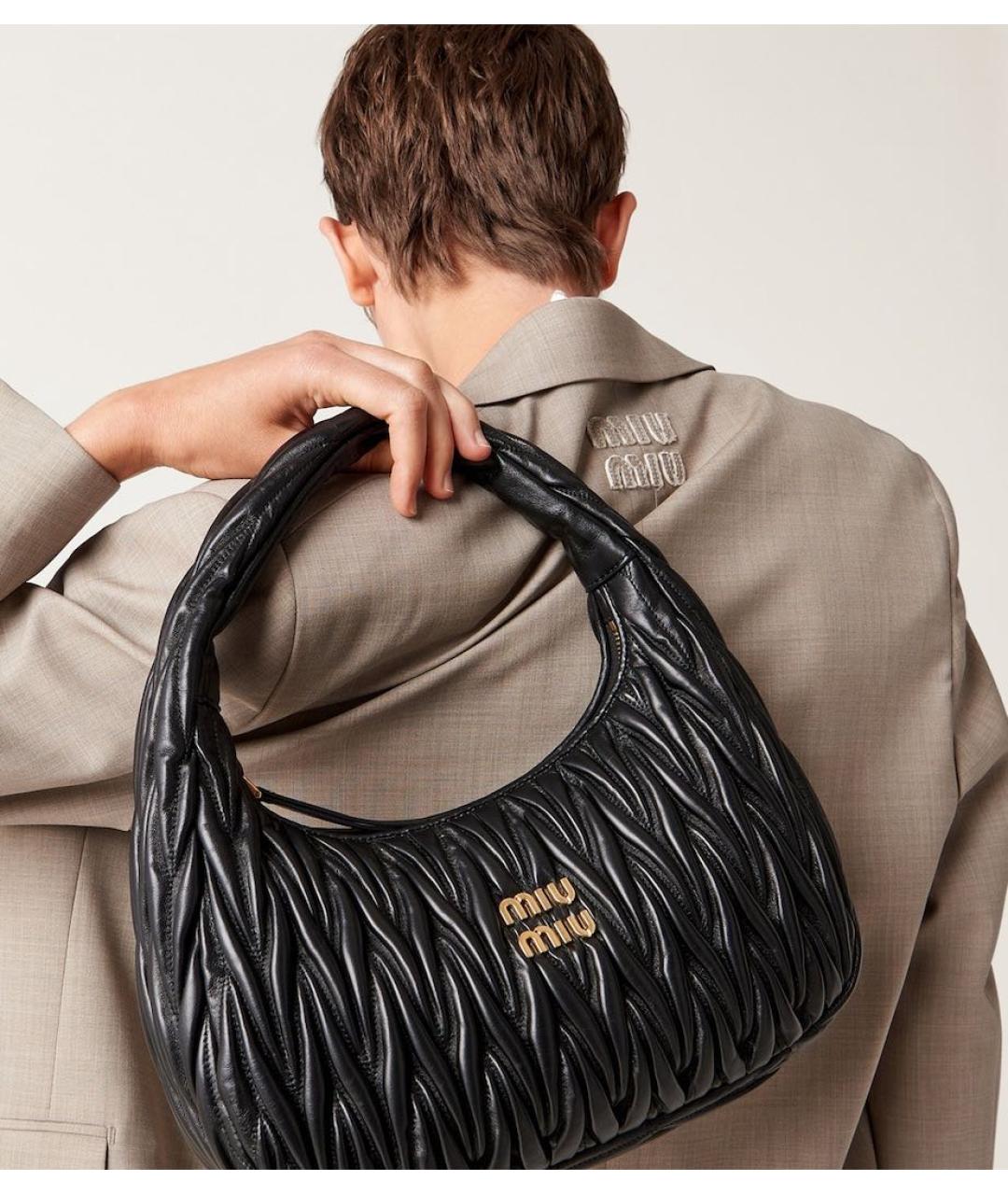 MIU MIU Черная кожаная сумка через плечо, фото 4