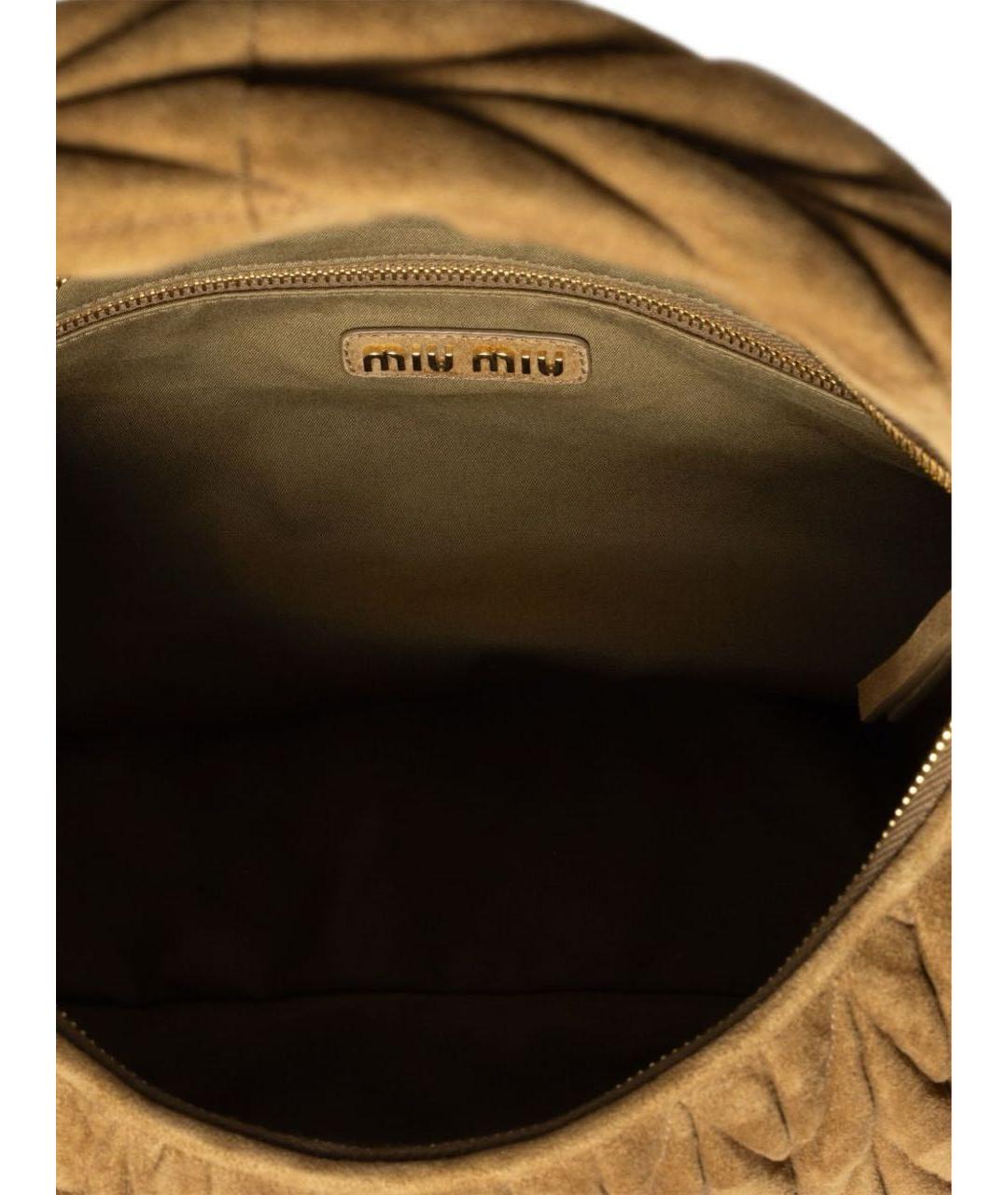 MIU MIU Коричневая замшевая сумка с короткими ручками, фото 4