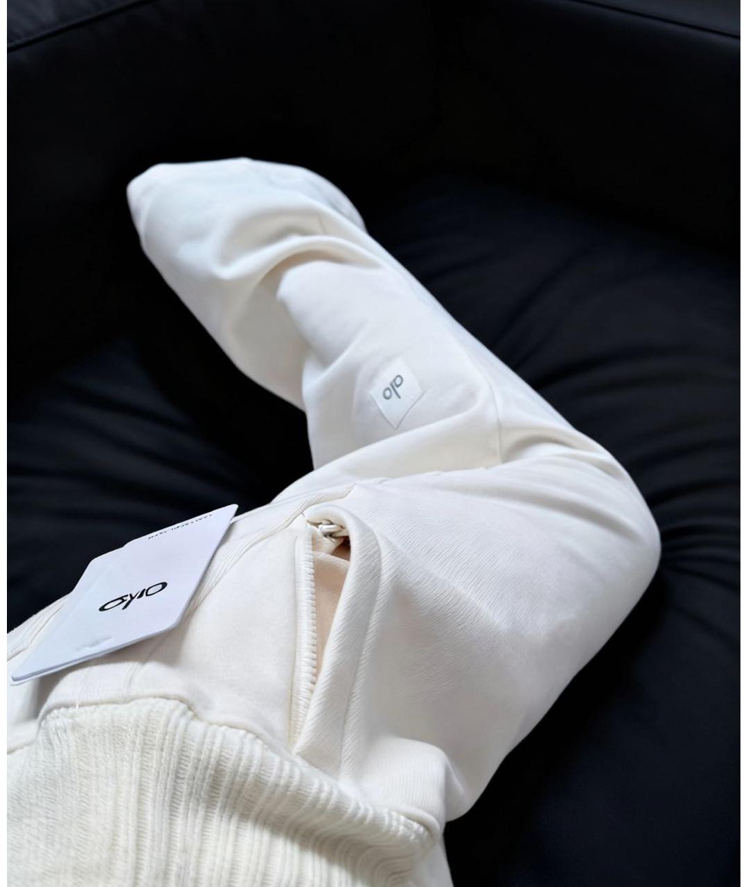 ALO YOGA Белые спортивные брюки и шорты, фото 7