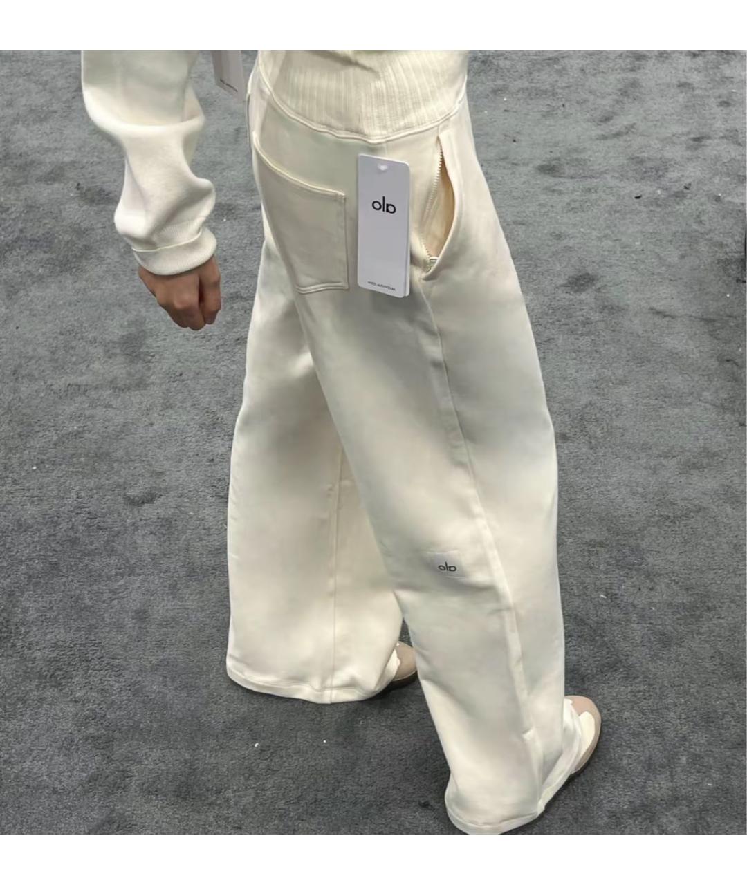 ALO YOGA Белые спортивные брюки и шорты, фото 5