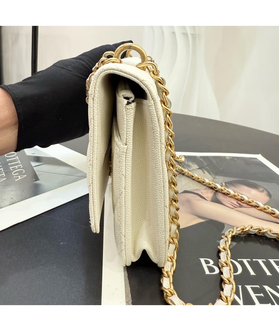 CHANEL Белая кожаная сумка через плечо, фото 3
