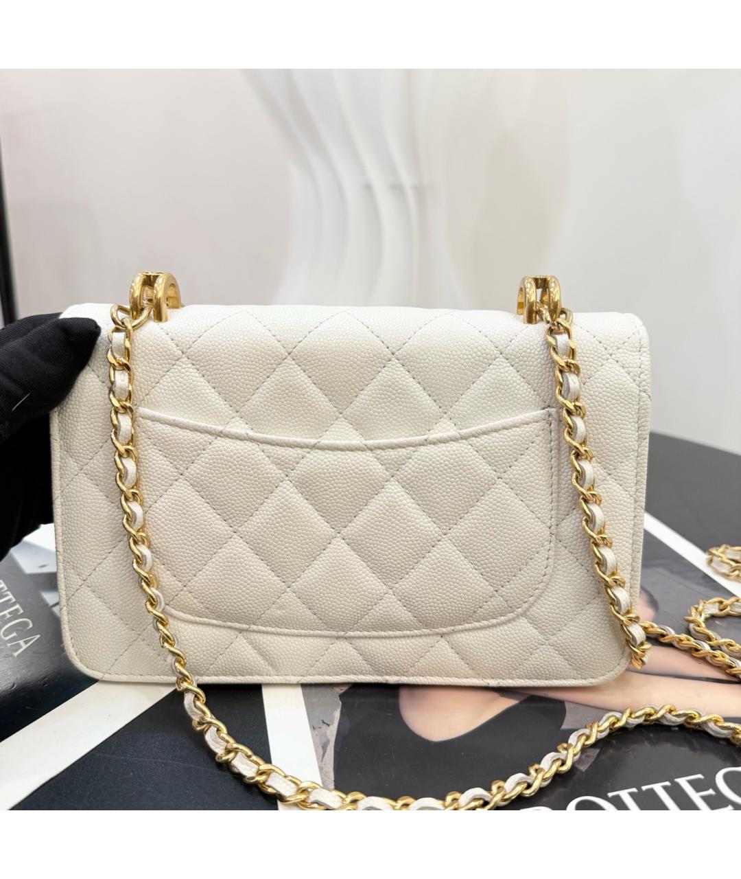 CHANEL Белая кожаная сумка через плечо, фото 2