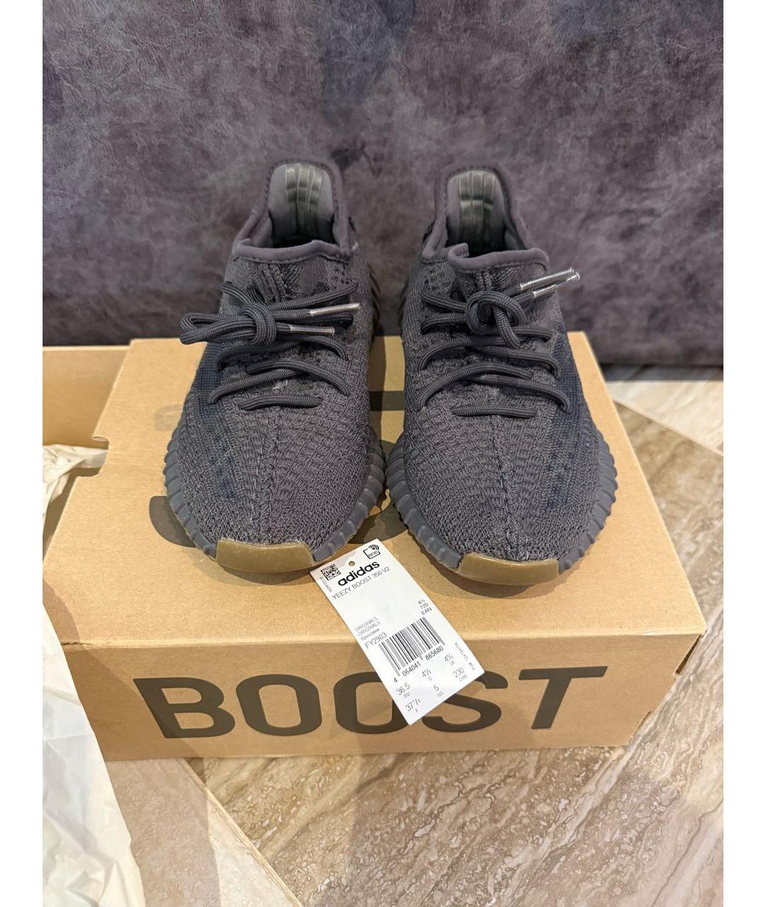 ADIDAS YEEZY Антрацитовые текстильные кроссовки, фото 2