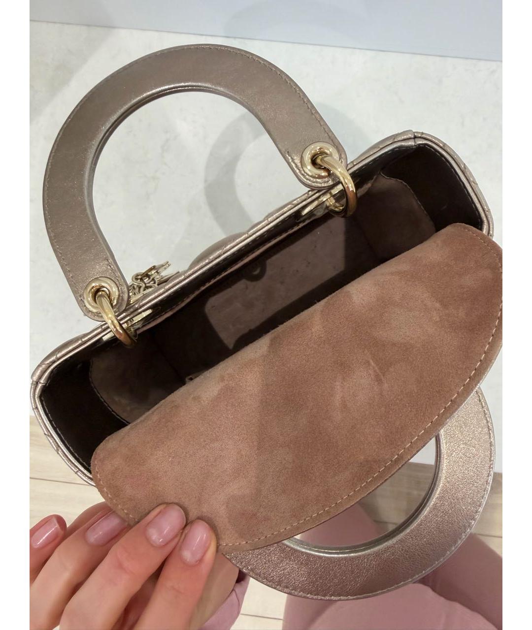 CHRISTIAN DIOR Бежевая кожаная сумка с короткими ручками, фото 7