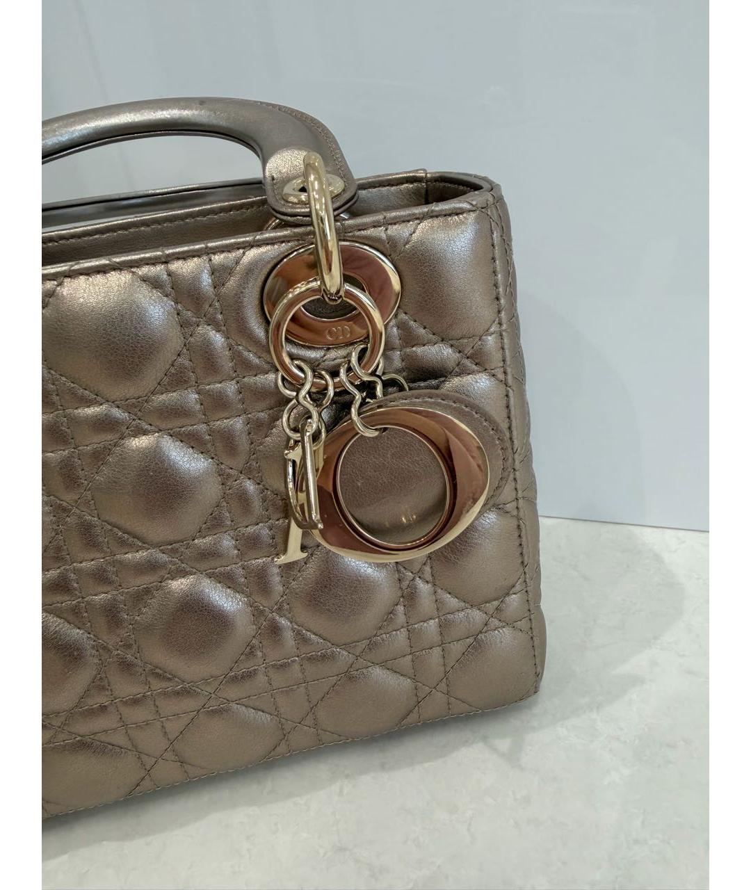 CHRISTIAN DIOR Бежевая кожаная сумка с короткими ручками, фото 2