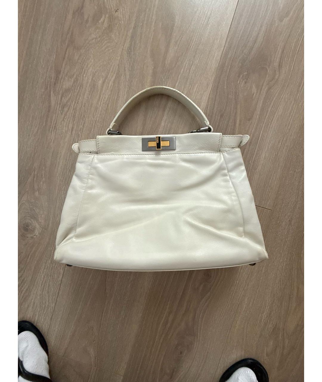 FENDI Белая кожаная сумка с короткими ручками, фото 3