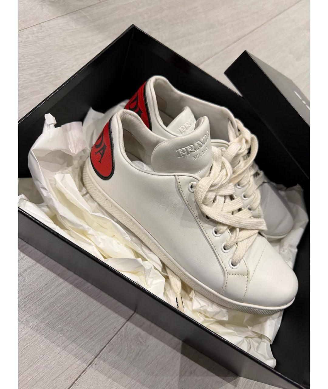 PRADA Белые кожаные кеды, фото 3
