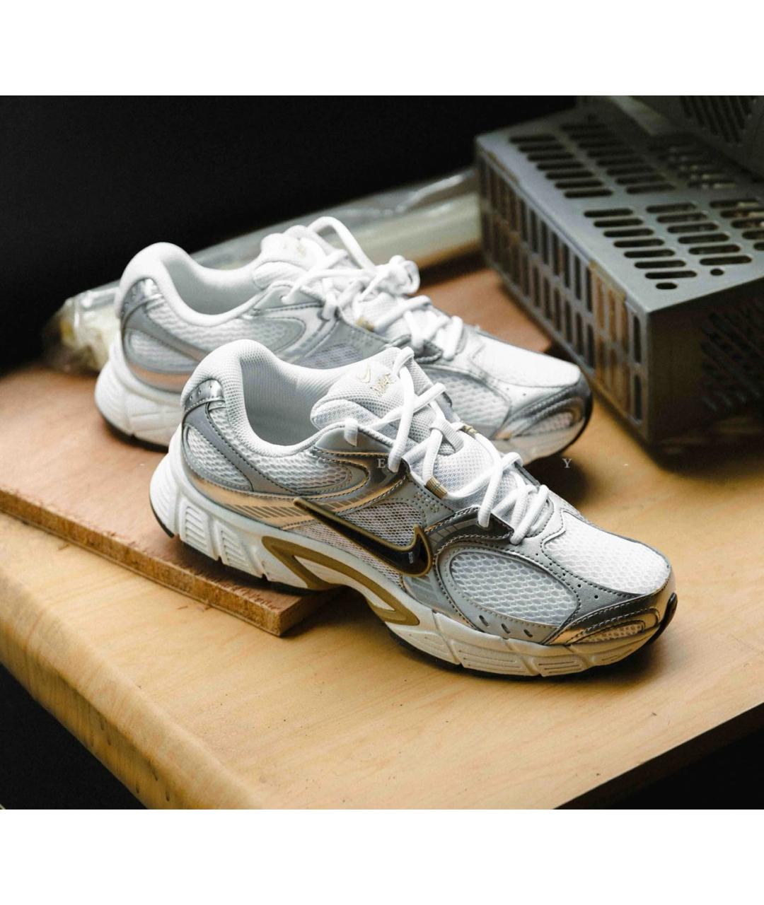 NIKE Серебряные низкие кроссовки / кеды, фото 6