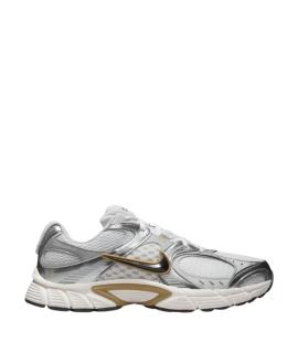 NIKE Низкие кроссовки / кеды