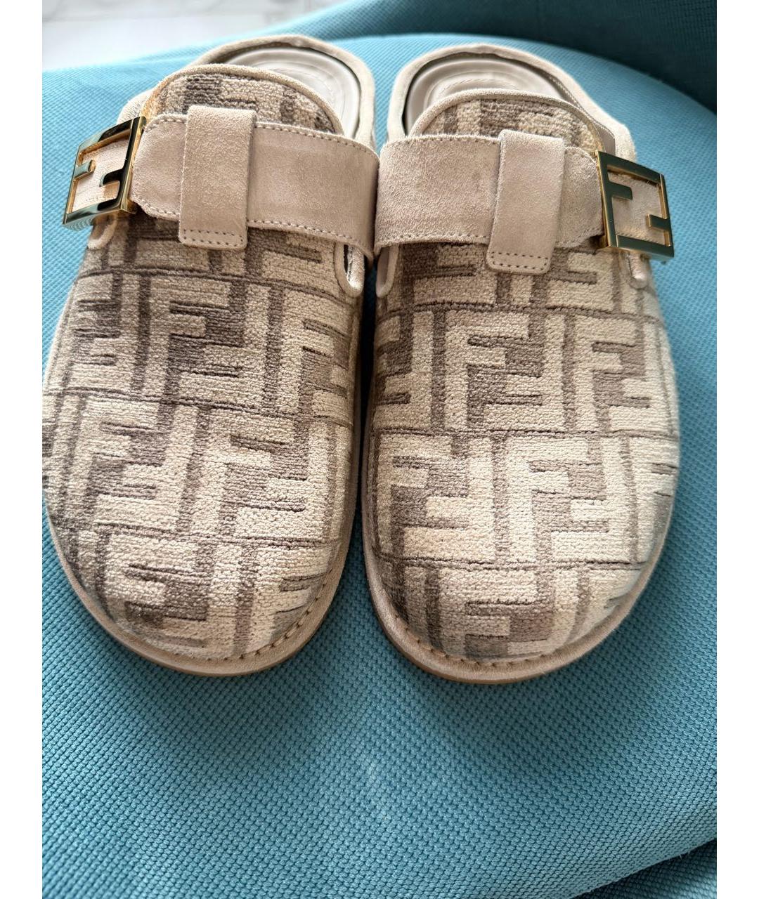 FENDI Бежевые замшевые сабо, фото 8