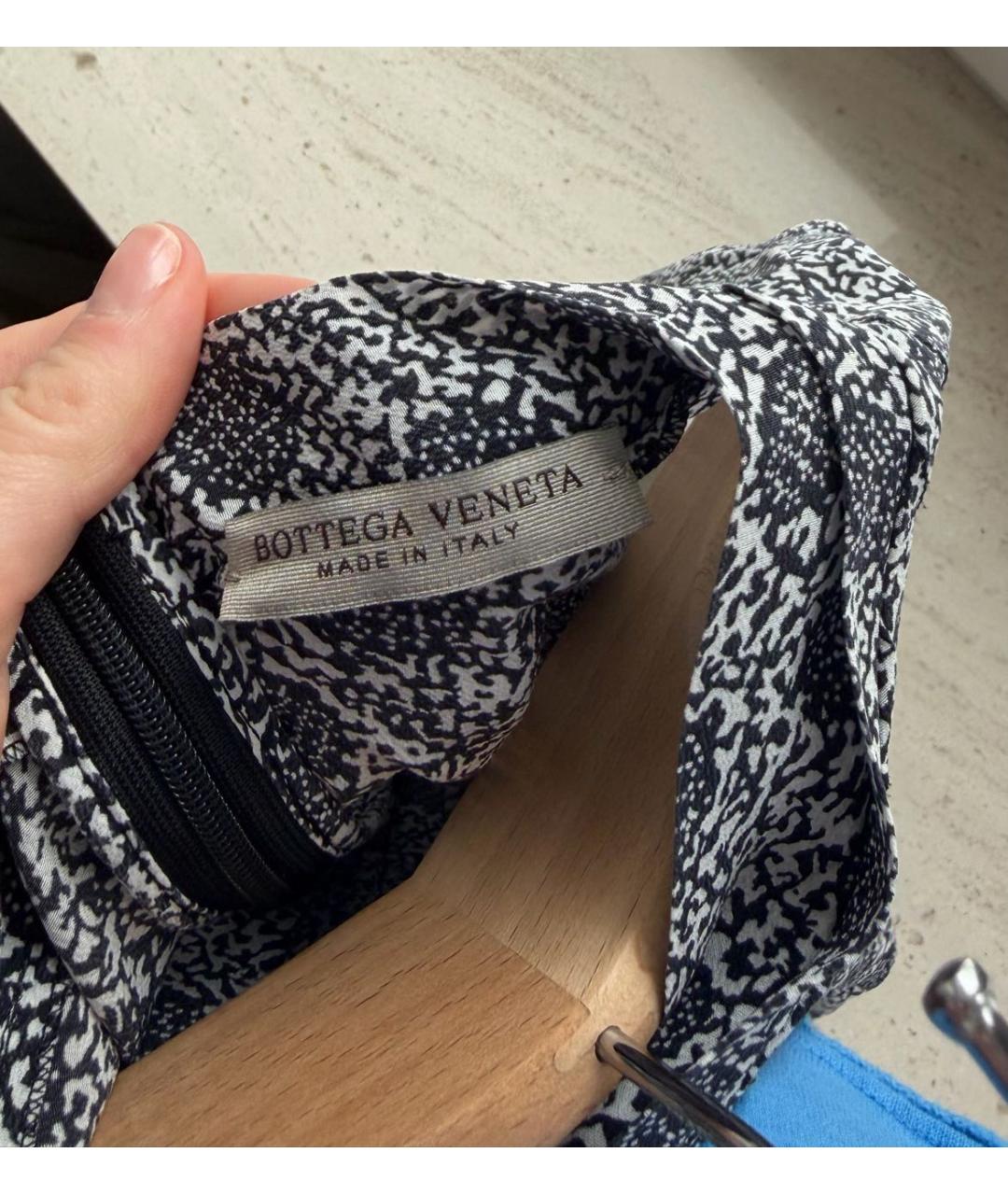 BOTTEGA VENETA Темно-синее атласное повседневное платье, фото 5