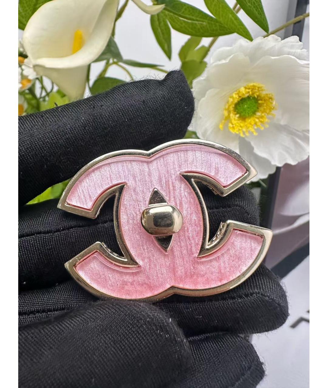 CHANEL Розовая металлическая булавка / брошь, фото 3