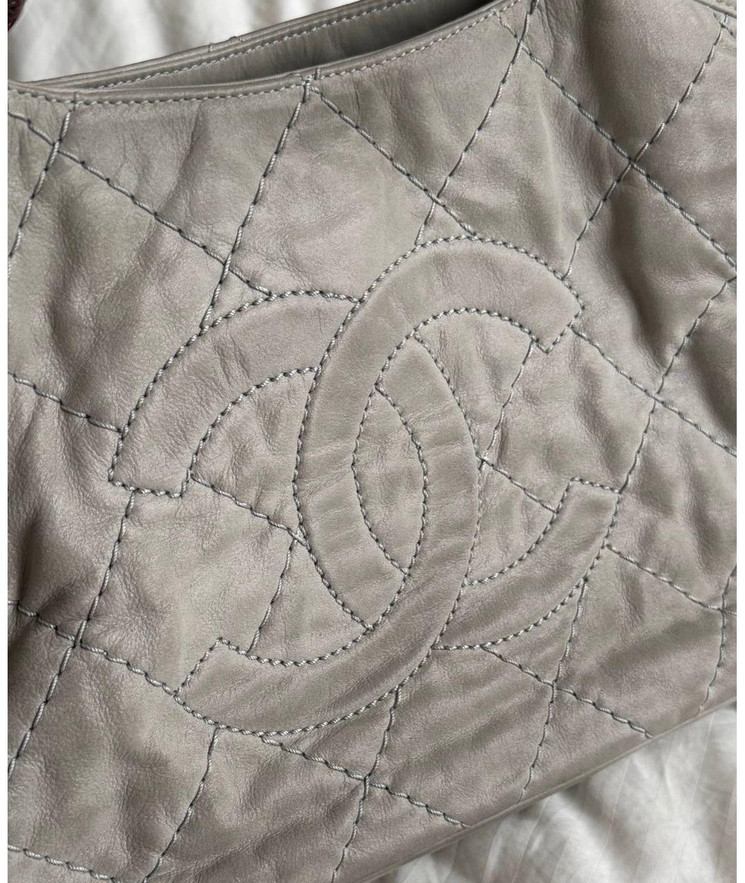 CHANEL Бежевая кожаная сумка тоут, фото 6