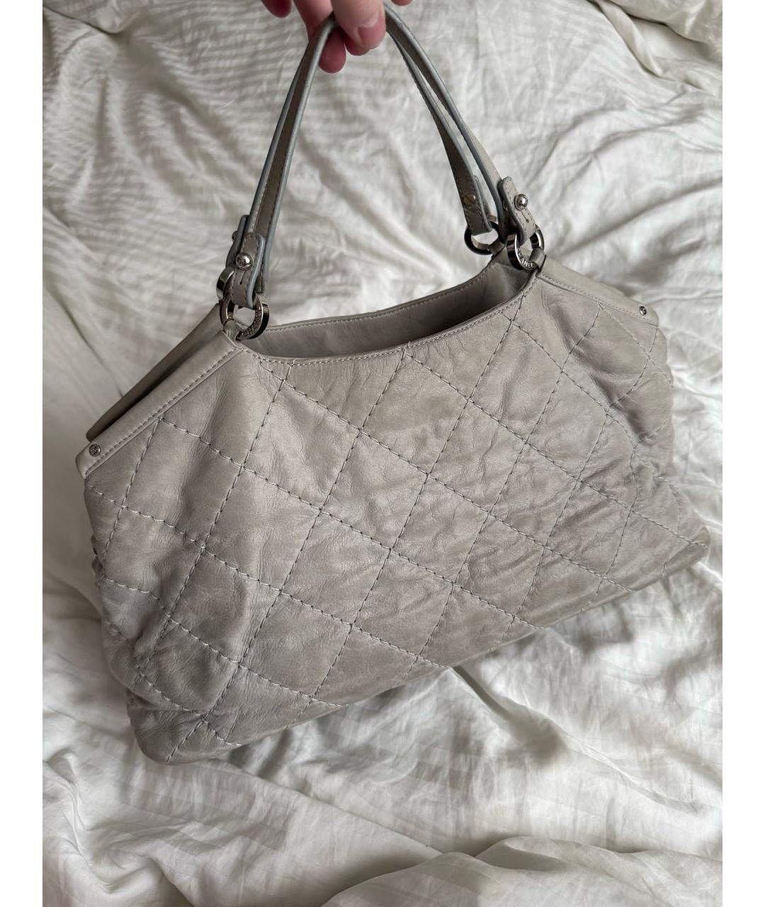 CHANEL Бежевая кожаная сумка тоут, фото 3