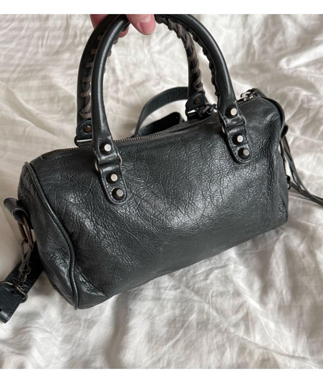 BALENCIAGA Серая кожаная сумка с короткими ручками, фото 2