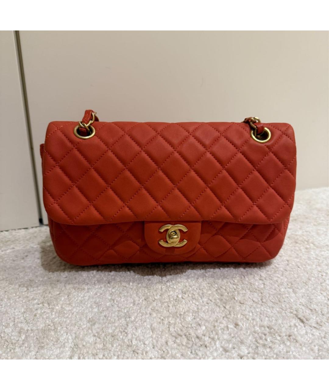 CHANEL Красная кожаная сумка через плечо, фото 5