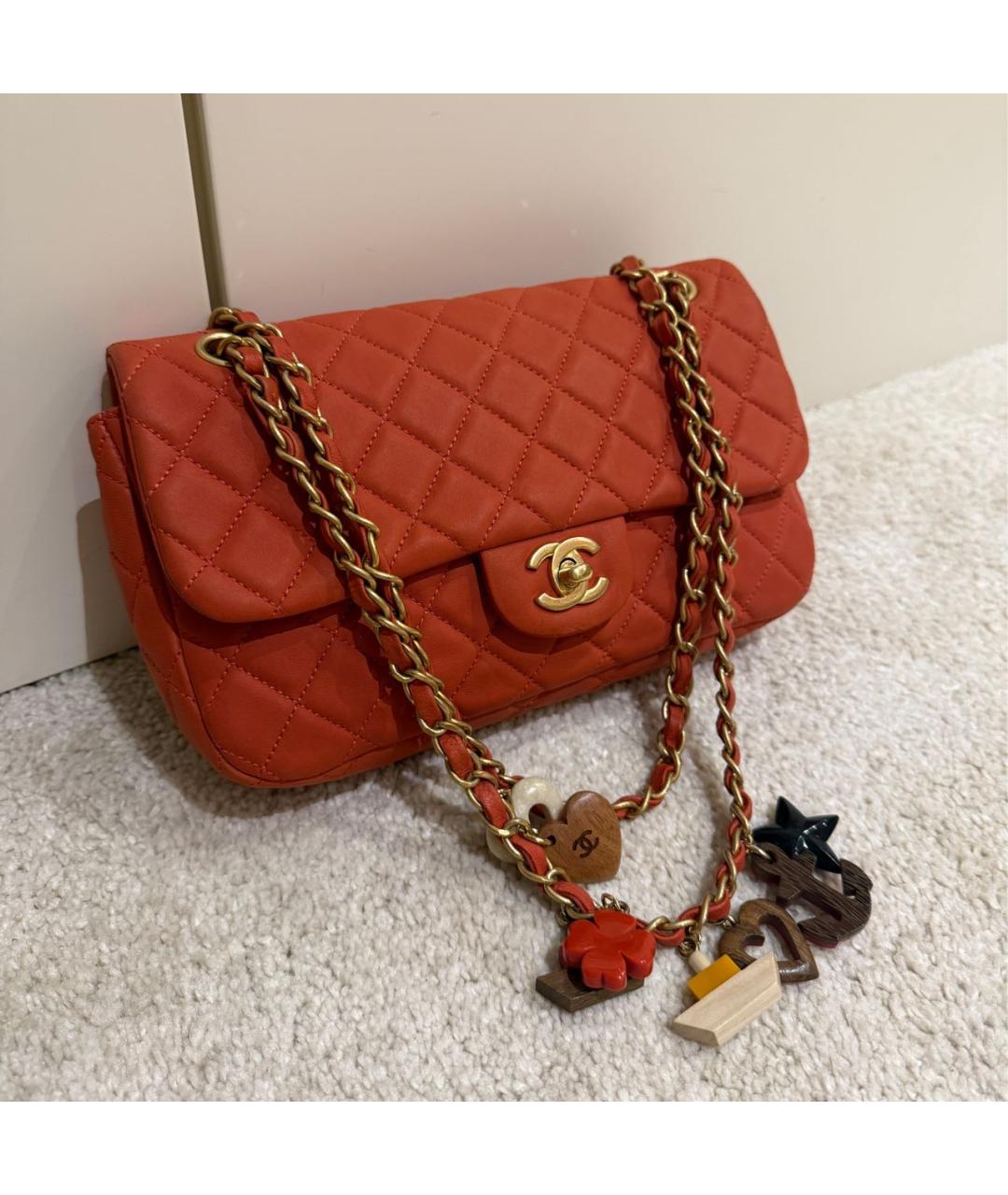 CHANEL Красная кожаная сумка через плечо, фото 2