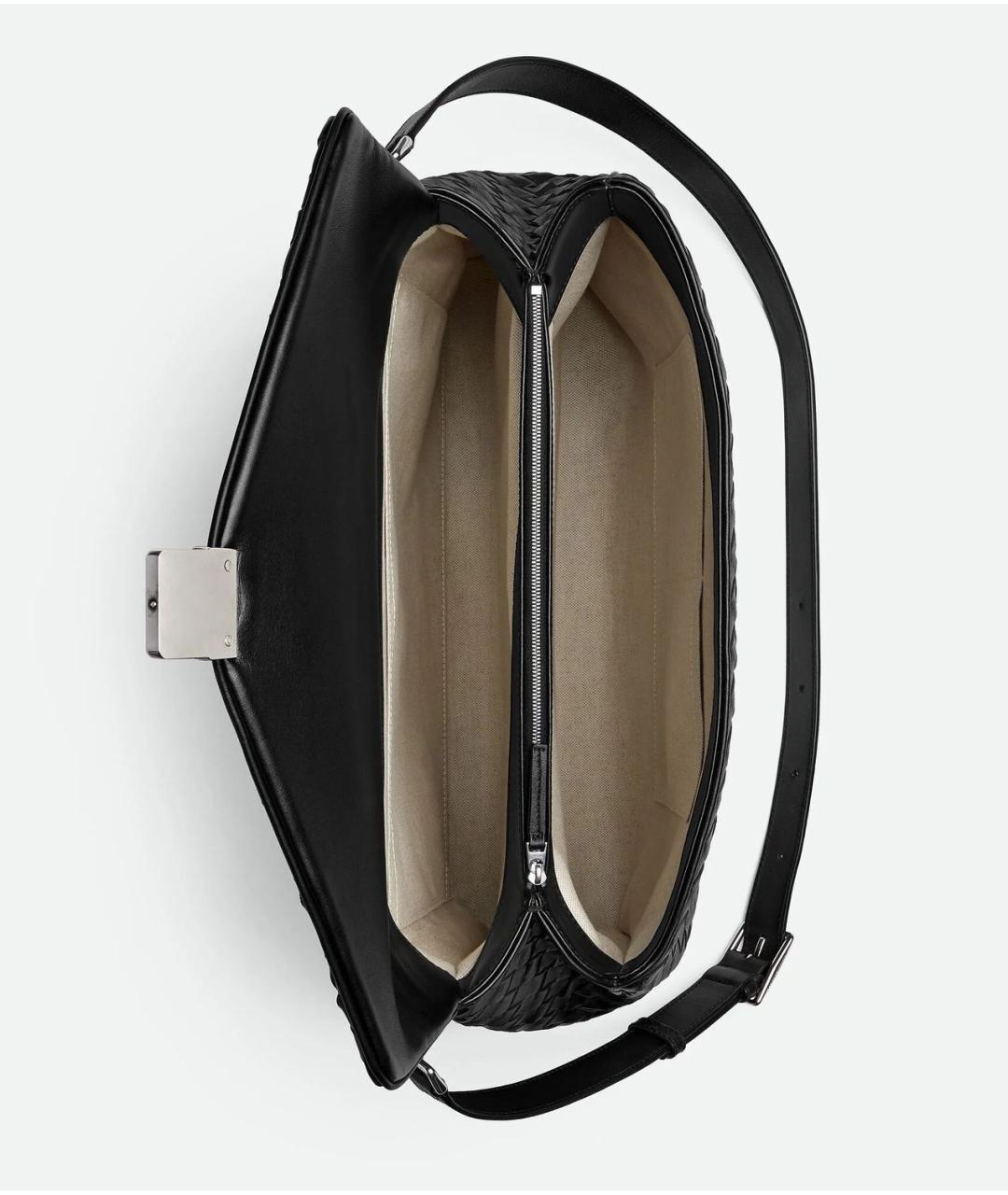 BOTTEGA VENETA Черная кожаная сумка на плечо, фото 2