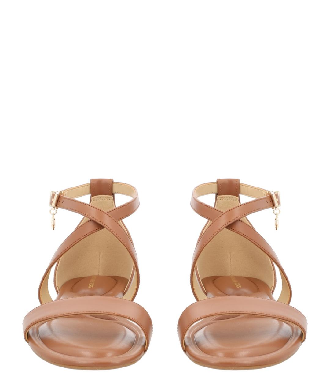 MICHAEL KORS Бежевые кожаные сандалии, фото 3