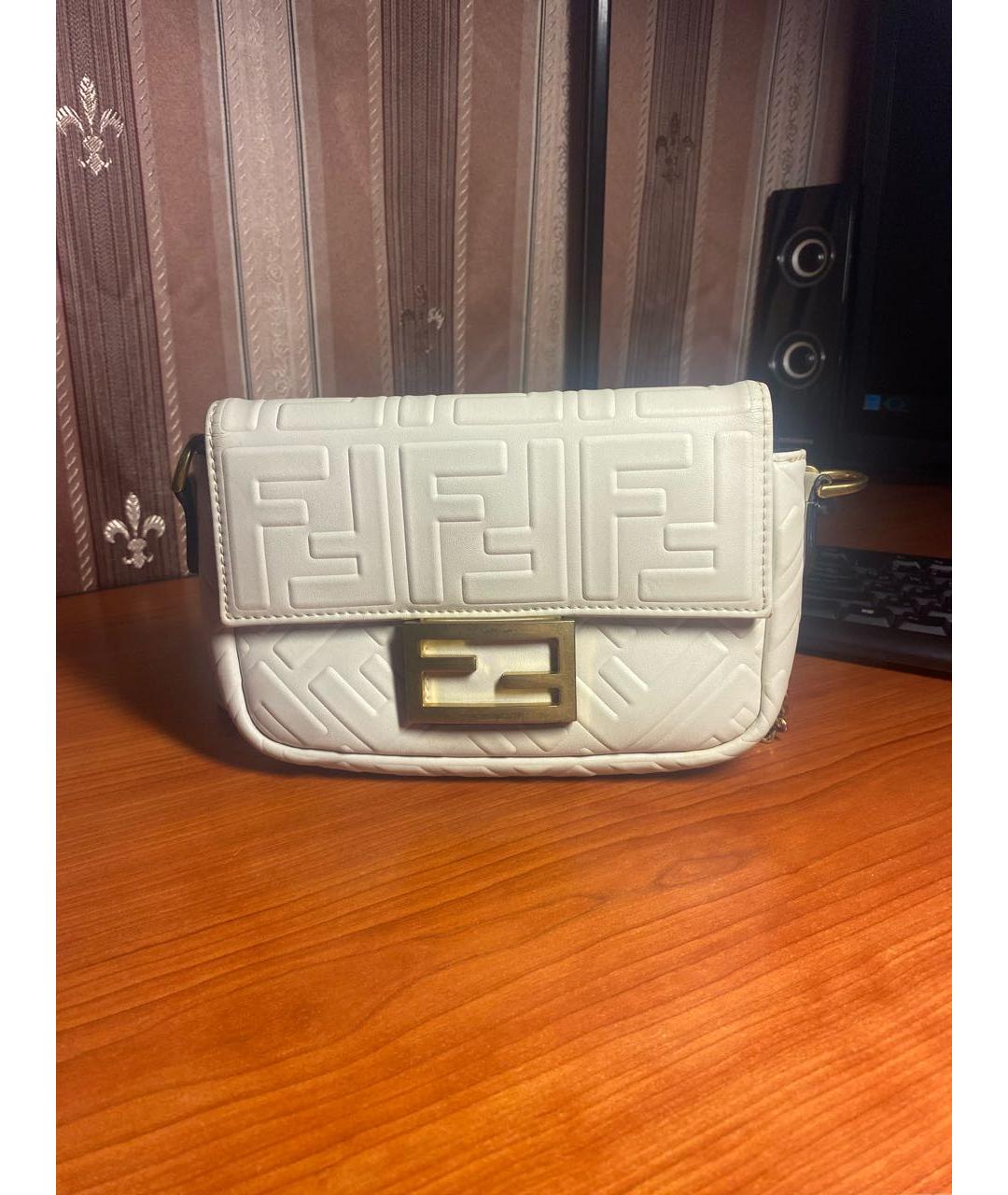 FENDI Белая кожаная сумка через плечо, фото 9