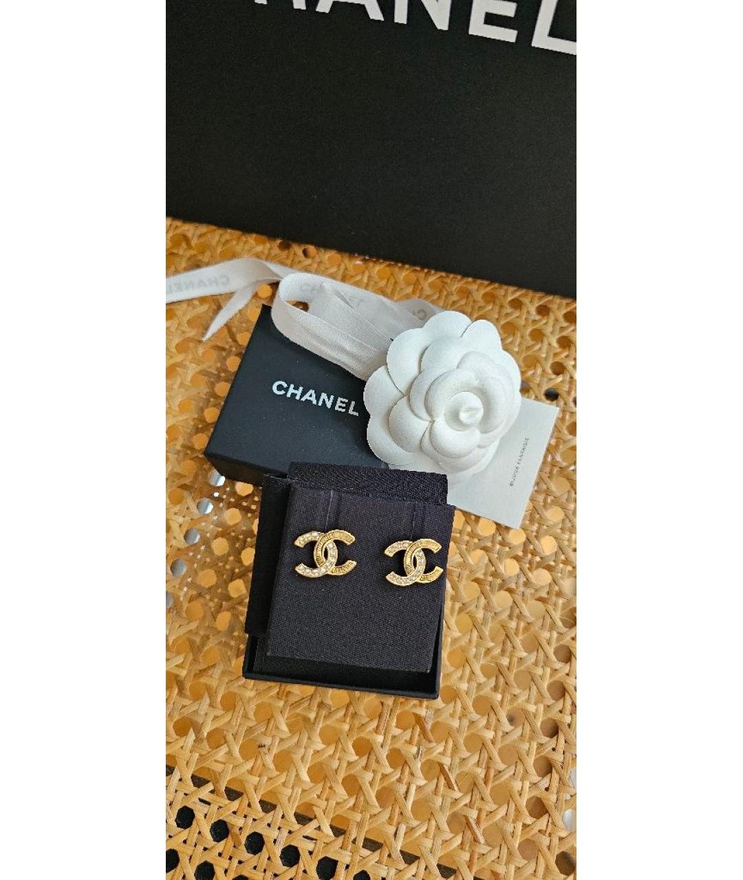 CHANEL Золотые металлические серьги, фото 4