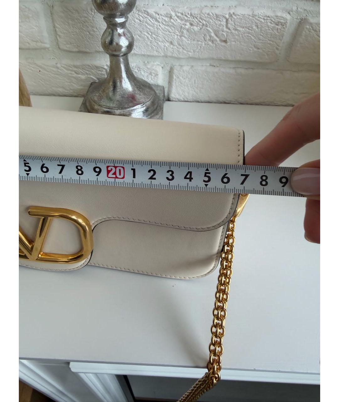 VALENTINO Бежевая кожаная сумка через плечо, фото 7