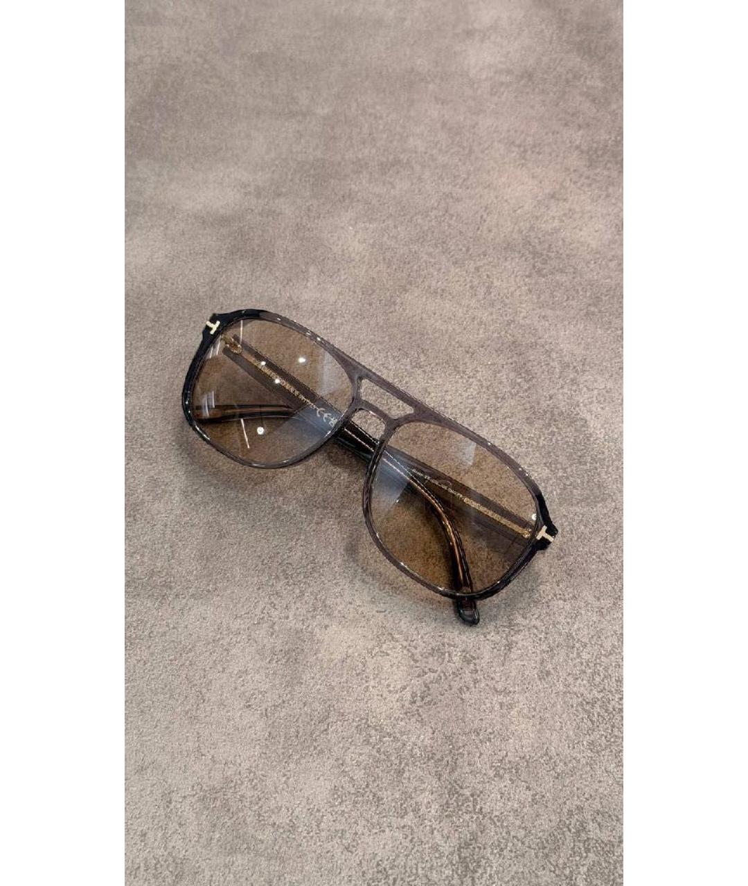 TOM FORD Бежевые пластиковые солнцезащитные очки, фото 5